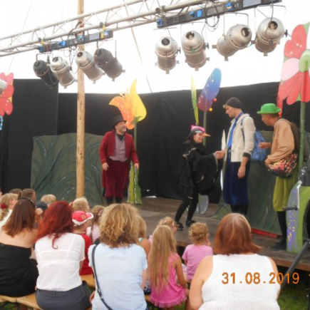 Ohrobecký divadelní festival