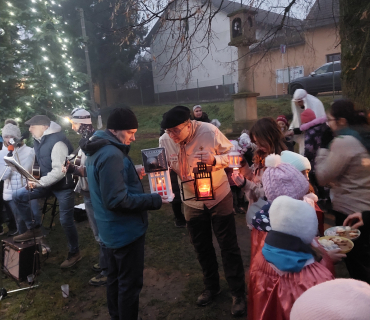 Setkání u vánočního stromu 22.12.2025