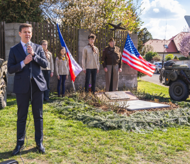 Pietní akt k 81. výročí úmrtí amerického pilota kapitána C. R. Alfreda - 17.4.2026