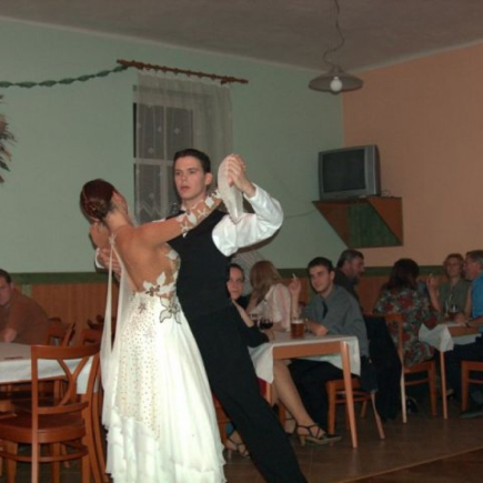 Taneční zábava